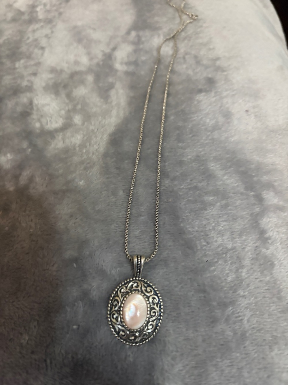 Sterling Silver-Southwestern Style Pendant Necklace with Pink Pearlescent Center